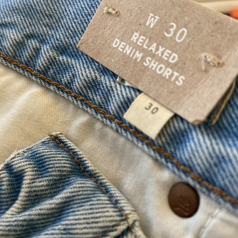 NWT Madewell Relaxed Denim Shorts in CEDARCROFT WASH - Picture 2 of 5